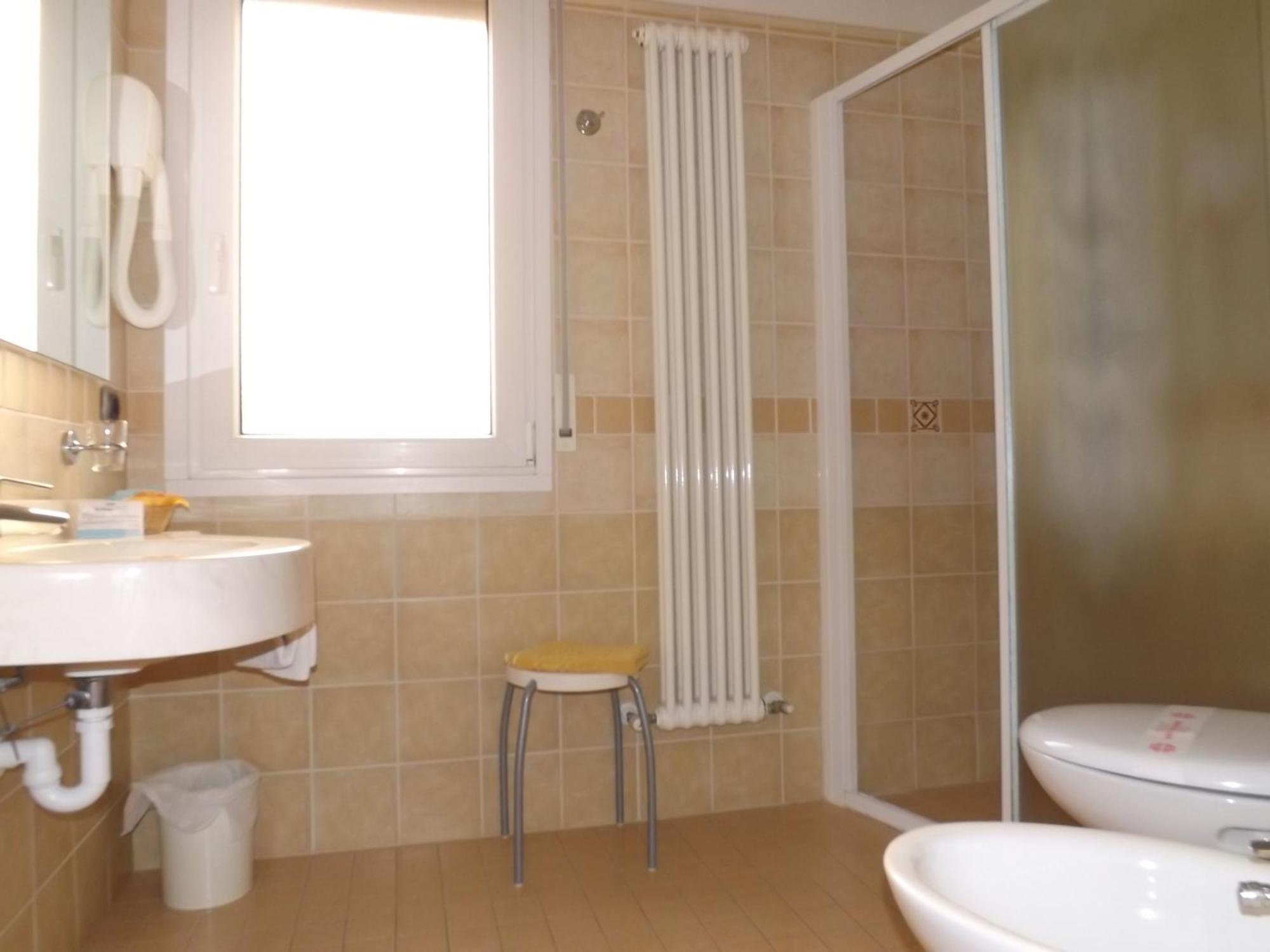 San Giorgio Savoia Hotel Bellaria-Igea Marina Phòng bức ảnh